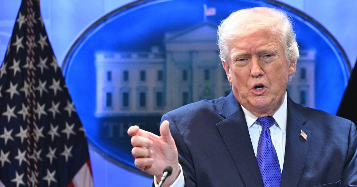 Trump impose de nouveaux droits de douane mondiaux de 10%