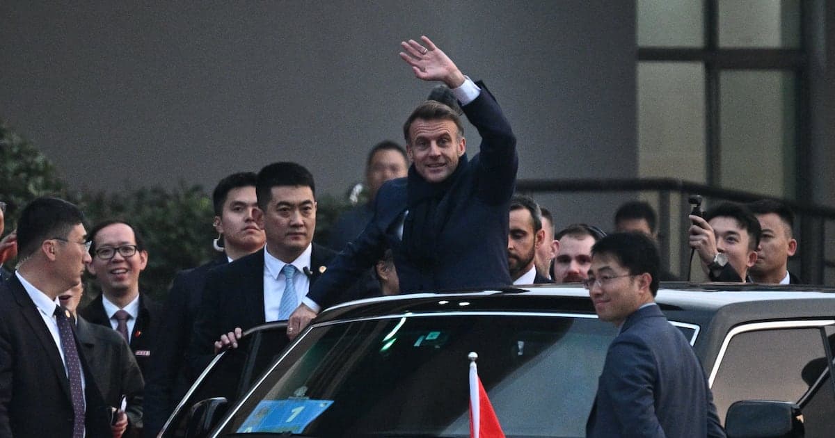 Macron conclut sa visite d'État en Chine par un plaidoyer diplomatique