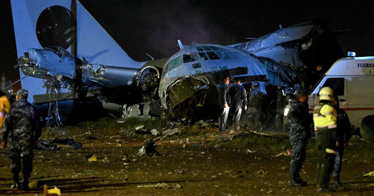 Bolivie: crash d'un avion militaire fait 20 morts à El Alto