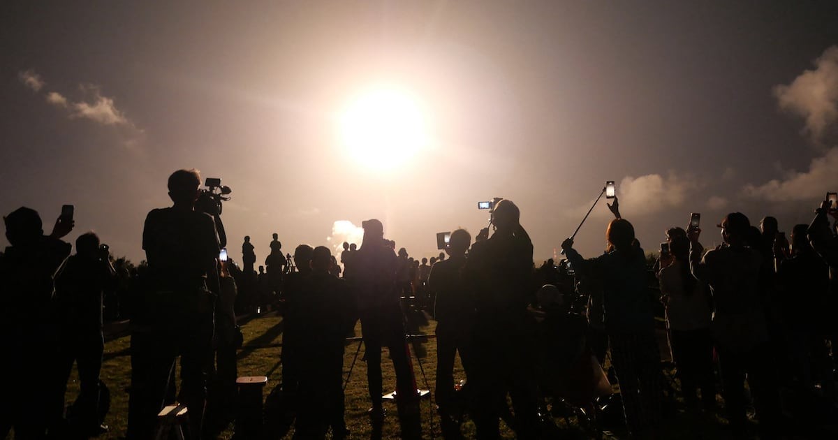 Mission MMX : la sonde japonaise s'envole vers les lunes de Mars